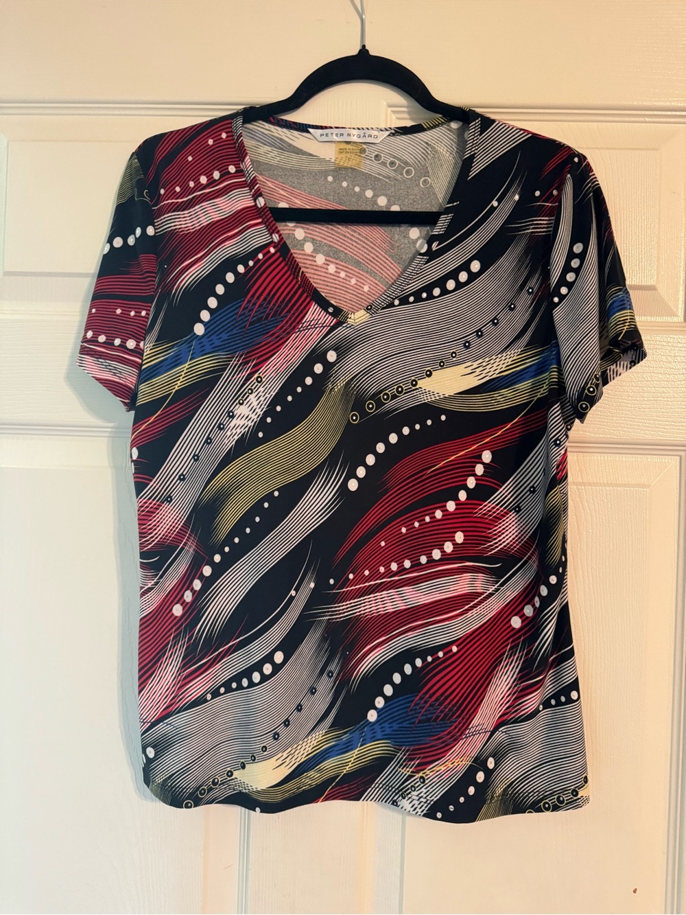 Peter Nygard V-Neck Short Sleeve Top in Black, Red & Blue